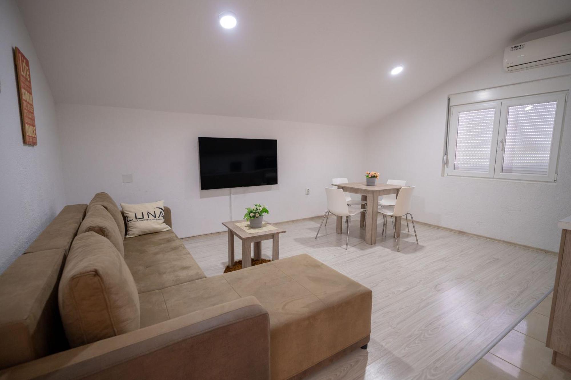 Luna Apartments 게브겔리야 외부 사진