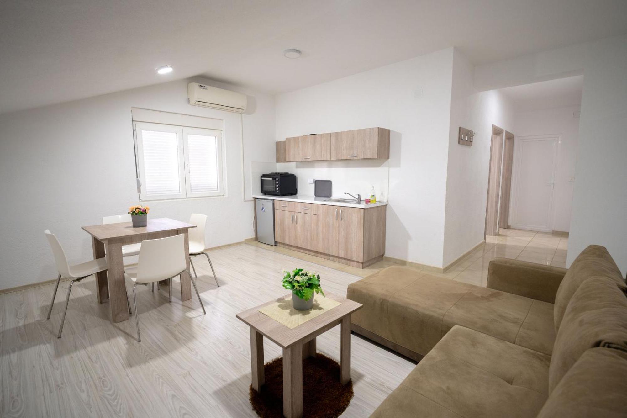Luna Apartments 게브겔리야 외부 사진
