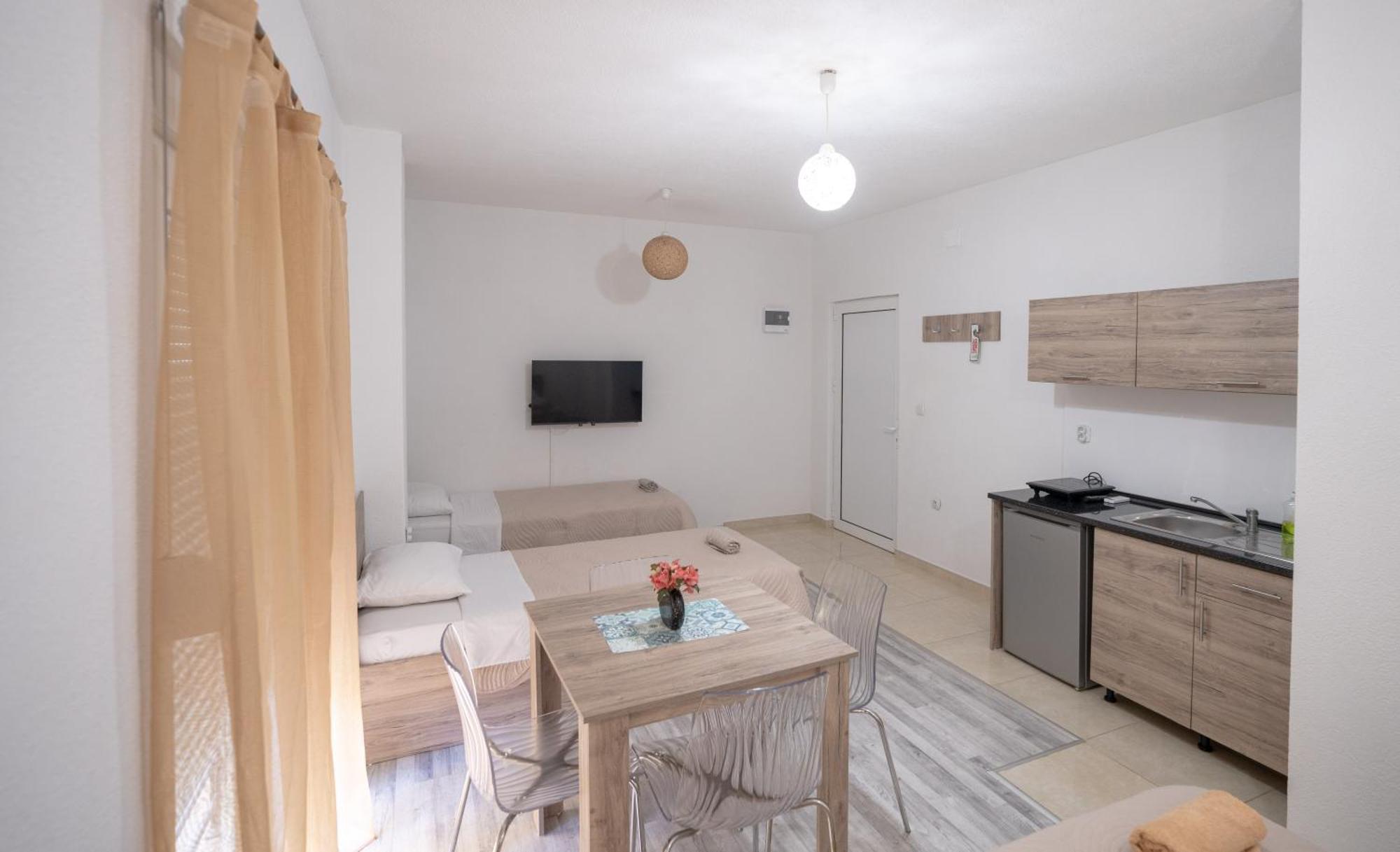 Luna Apartments 게브겔리야 외부 사진